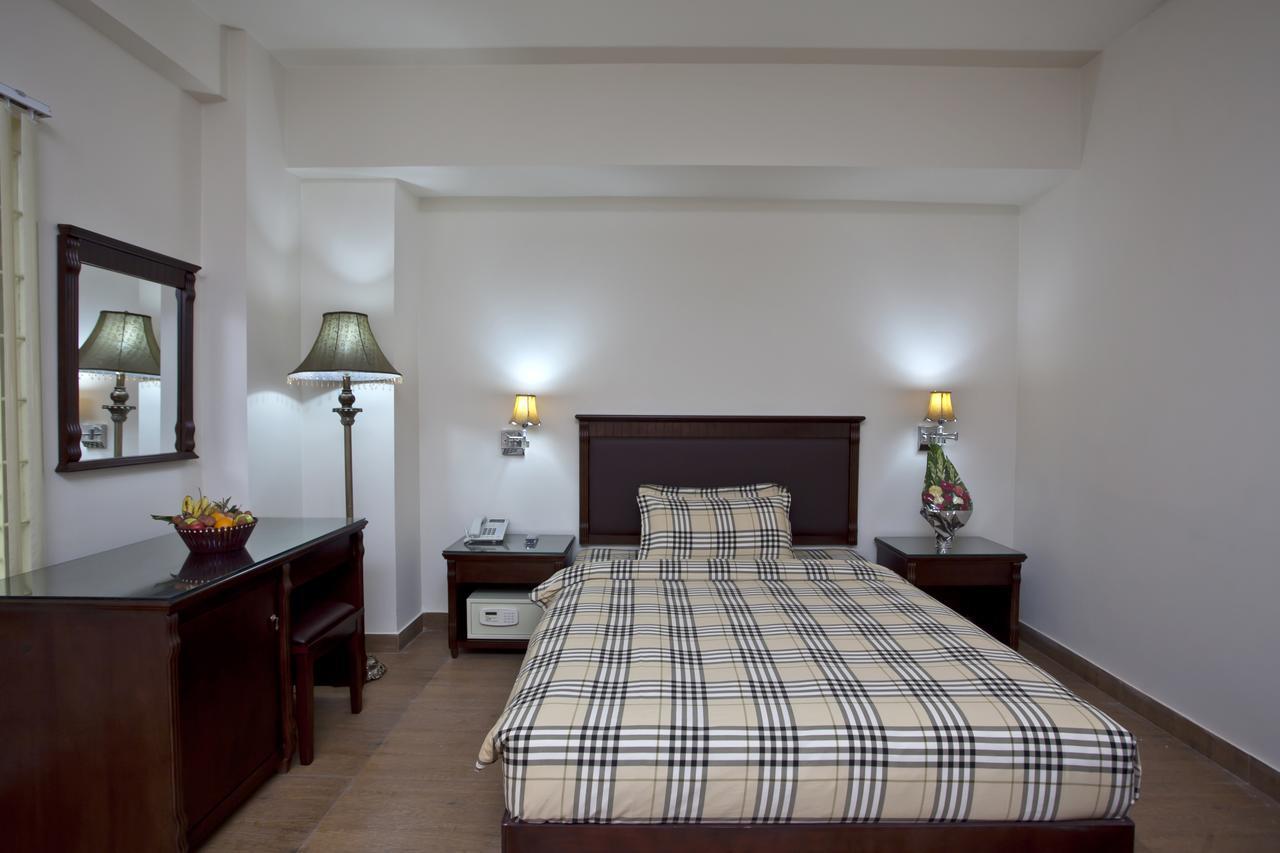 La Rose Hotel シレット エクステリア 写真